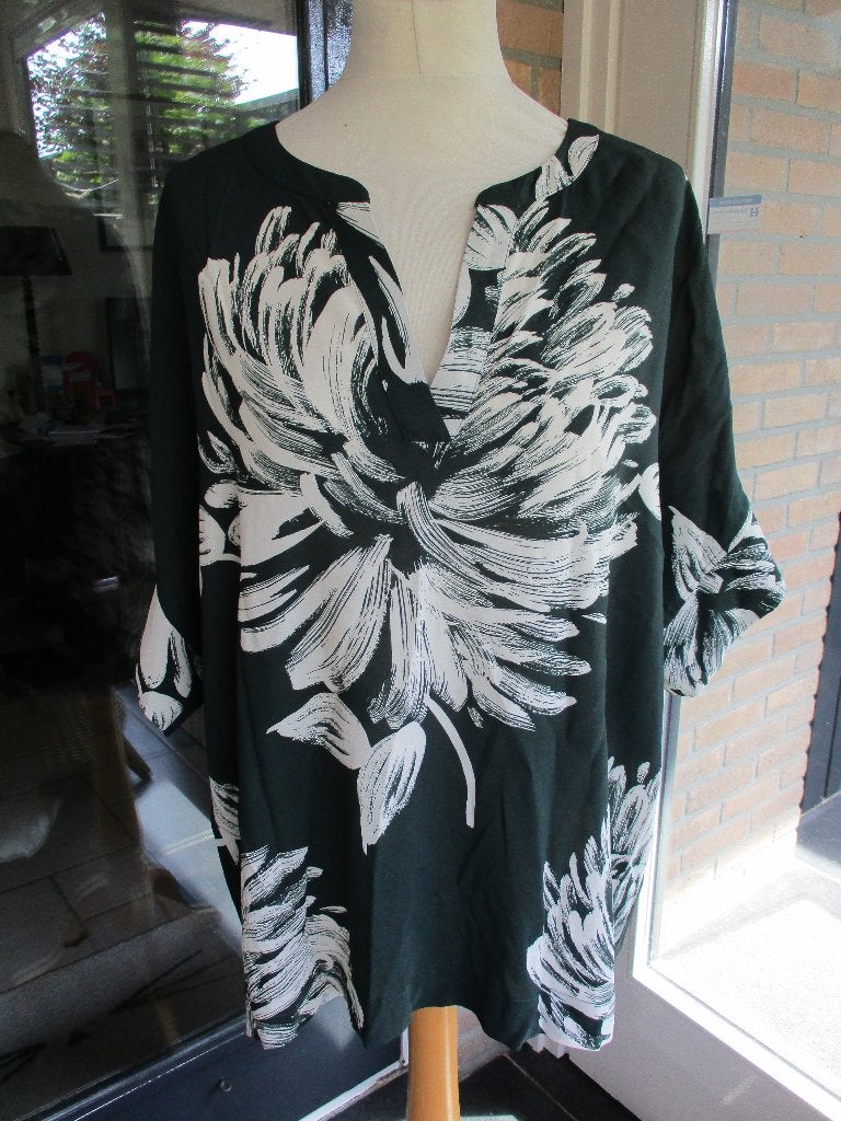 Kyra, size 44 NIEUW!, Ophalen, Meerkleurig, Maat 42/44 (L), Nieuw