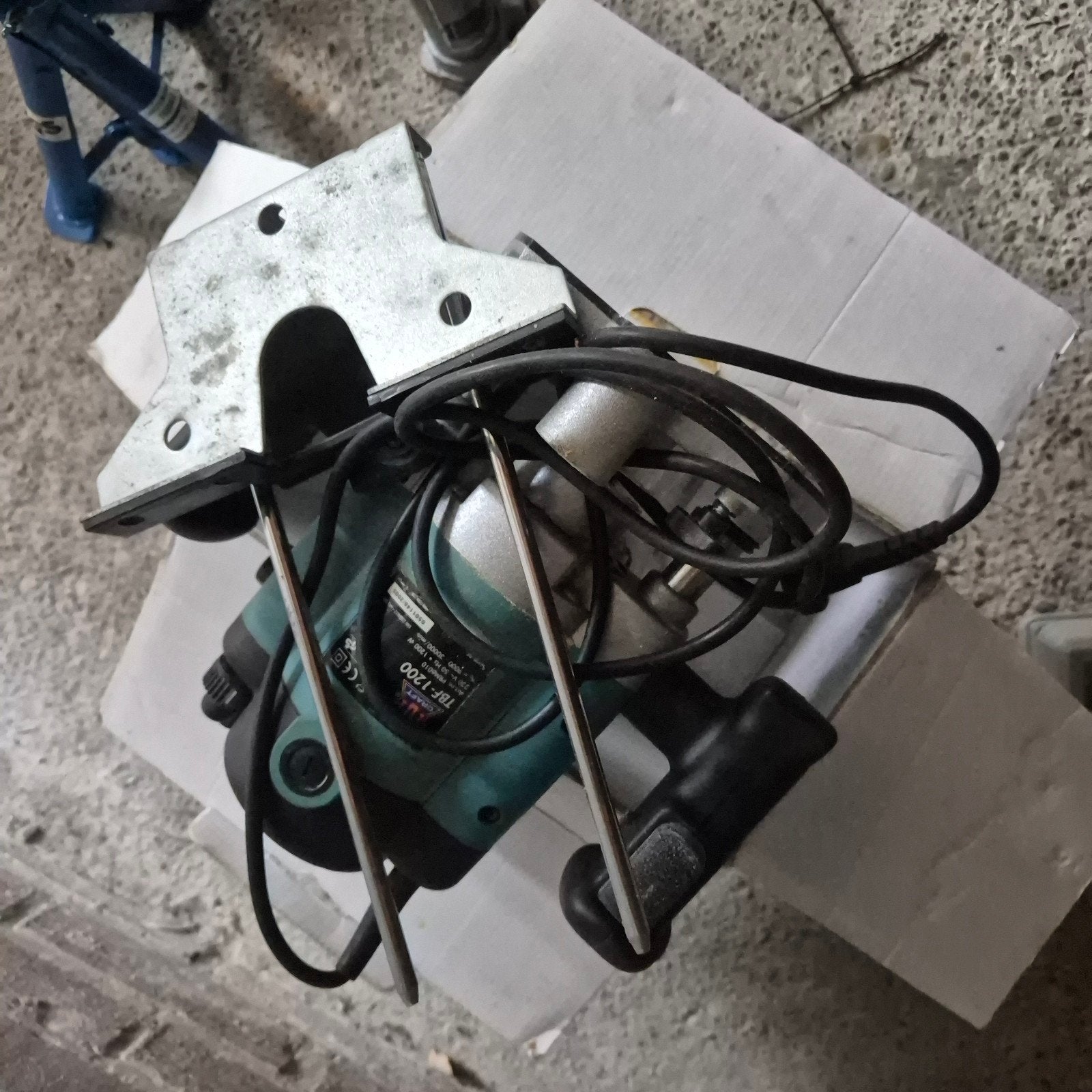 Bovenfrees machine inclusief diverse frezen, Ophalen of Verzenden, Gebruikt, Elektrisch, Bovenfrees