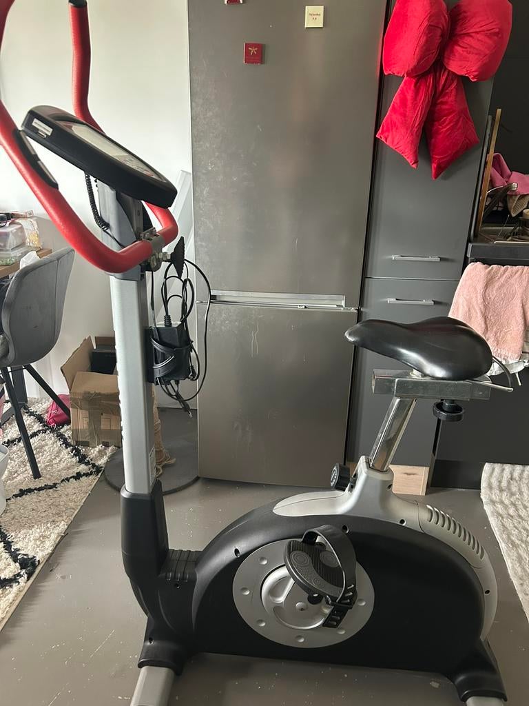 Hometrainer, Sport en Fitness, Fitnessmaterialen, Ophalen, Gebruikt