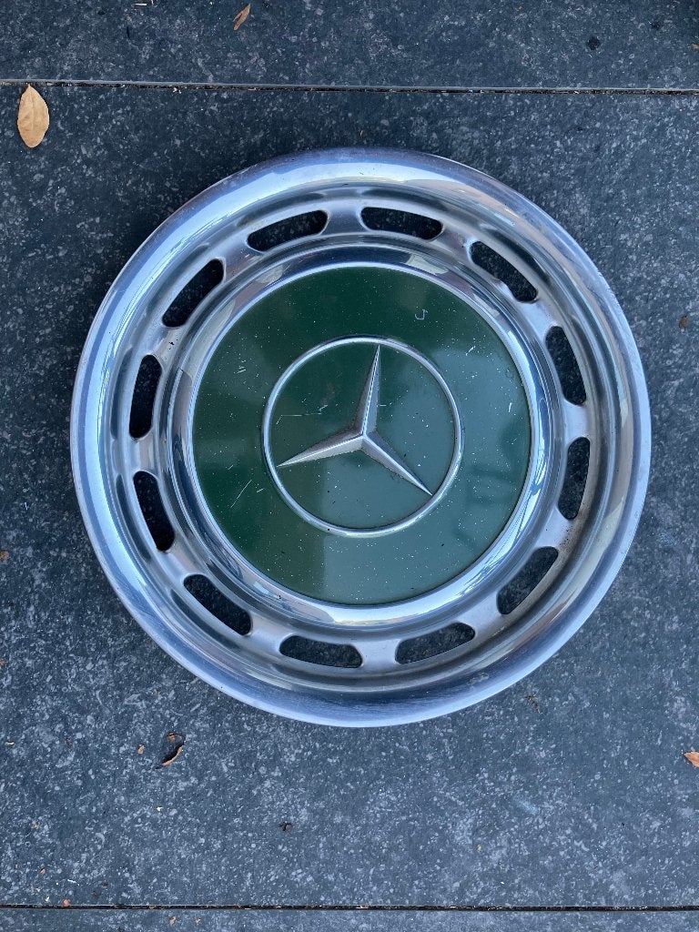 Mercedes wieldoppen, Ophalen, Gebruikt