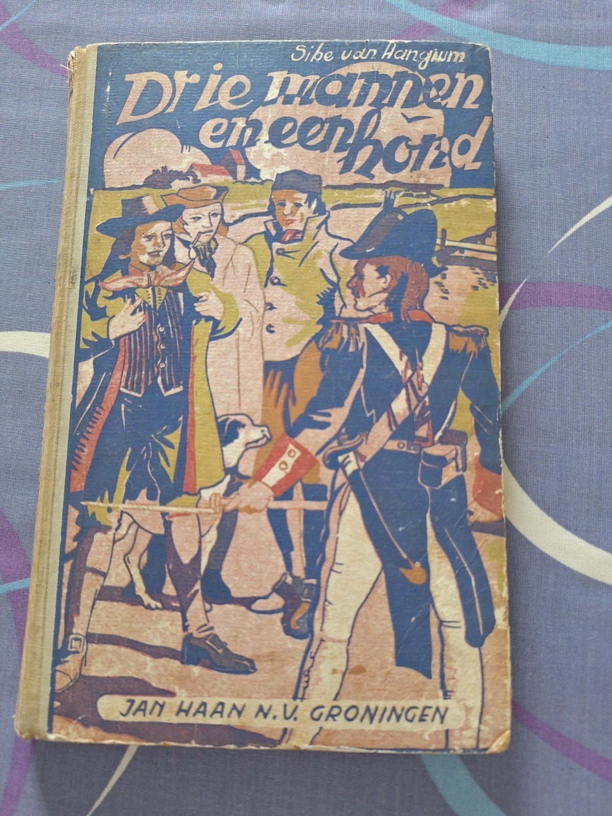 Drie Mannen en een Hond - Sibe van Hangkum (Oud Boek), Ophalen of Verzenden