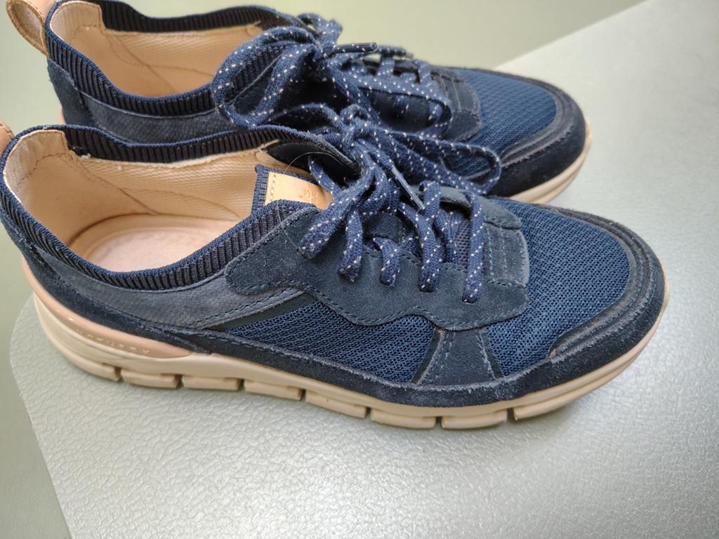 Clarks sneakers maat 41, Ophalen of Verzenden, Zo goed als nieuw, Sneakers of Gympen