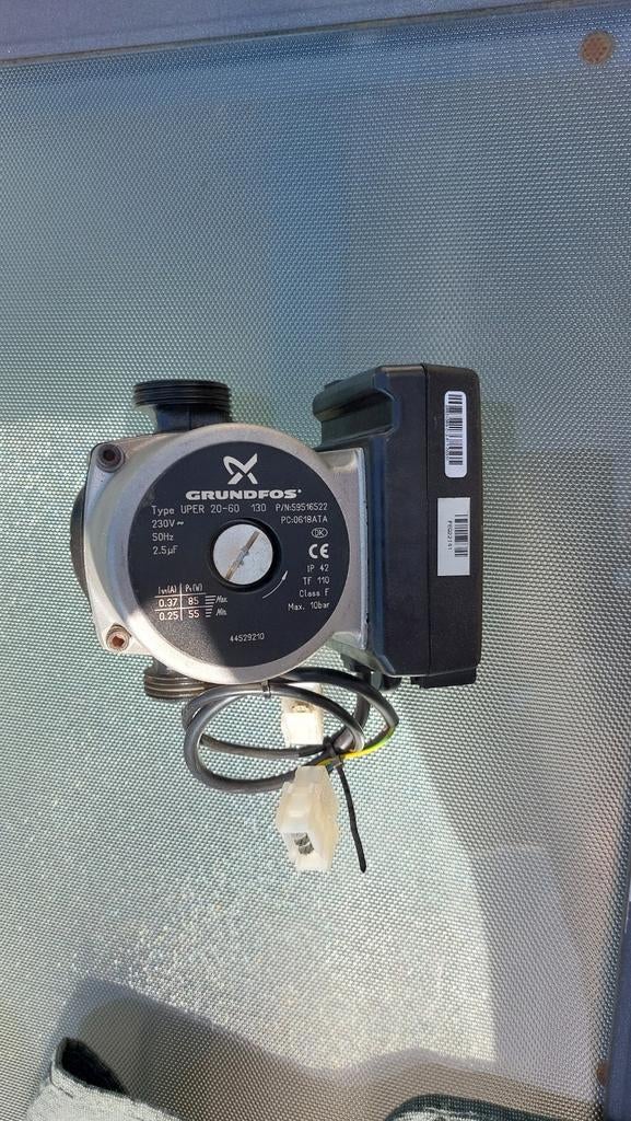 Grundfos UPER 20-60 CV Pomp, Doe-het-zelf en Verbouw, Ophalen of Verzenden, Gebruikt, Minder dan 200 watt, Overige typen