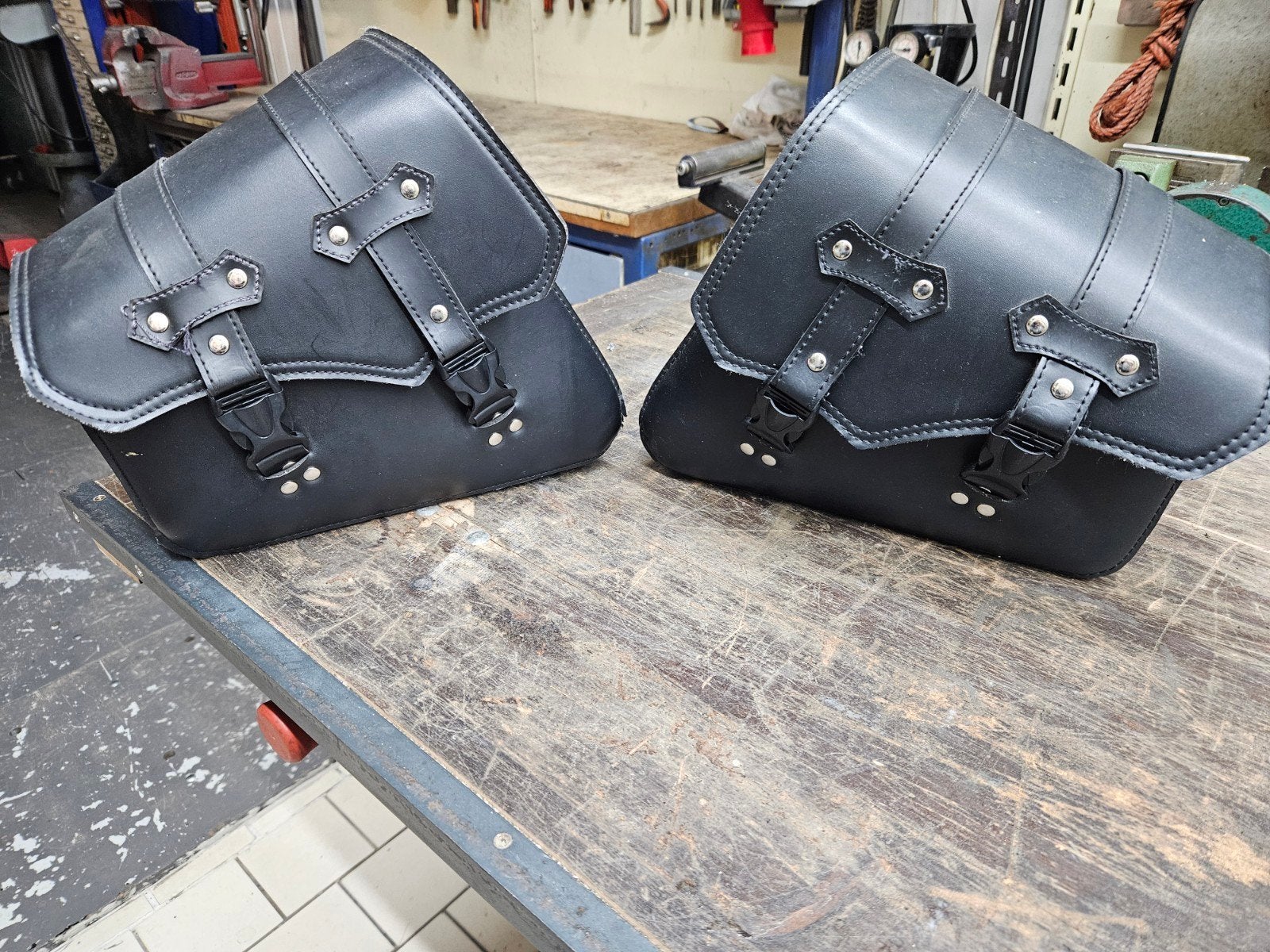 TE KOOP. setje Zadeltasjes, Ophalen of Verzenden, Zo goed als nieuw