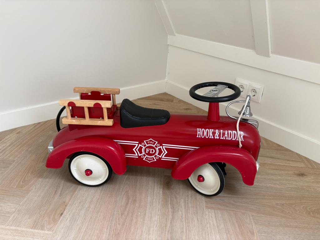 Goki loopauto brandweer, Ophalen