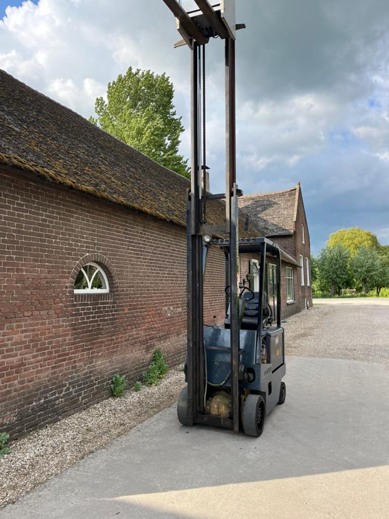 Hyster c1.2 1200kg 400cm doorkijkmast elektrisch met lader, Ophalen of Verzenden