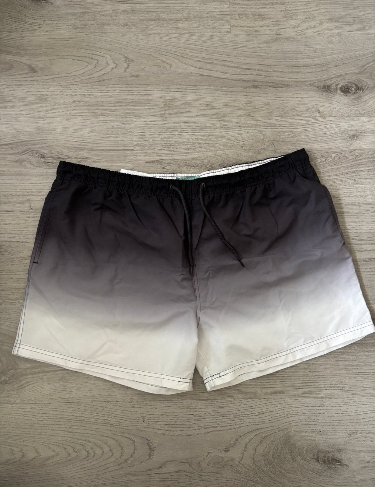 Primark Zwemshort XXL Zwart/Wit Ombre, Verzenden, Overige maten, Zwart, Zwemshort