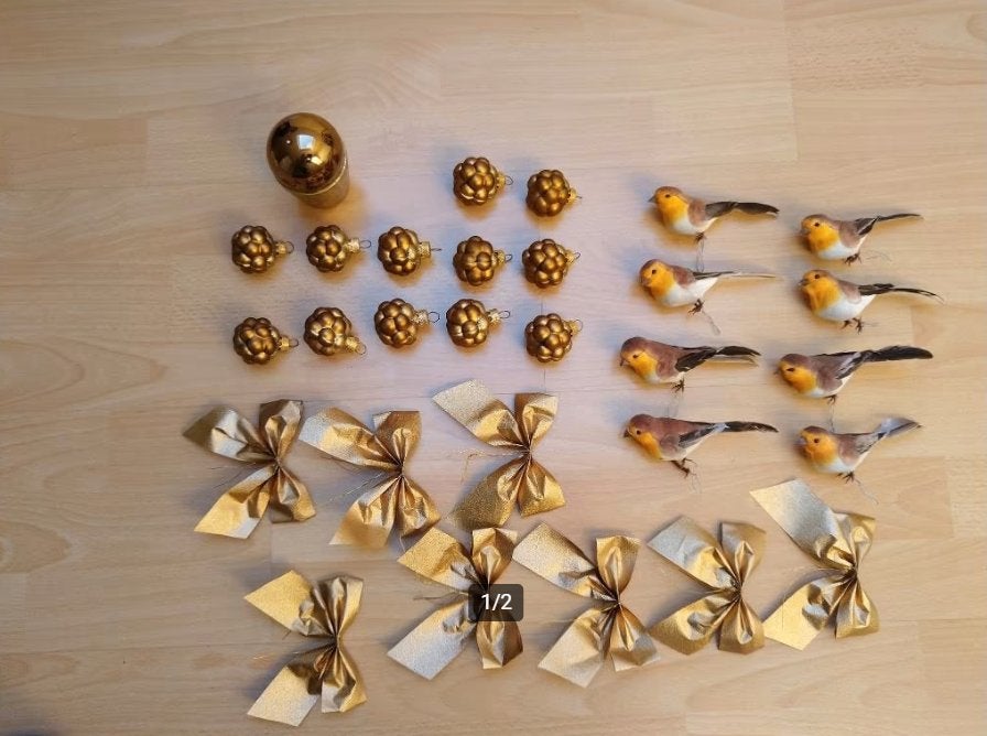 12 mond geblazen kerstballen,8 vogeltjes en 8 strikjes, Diversen, Kerst, Ophalen of Verzenden, Zo goed als nieuw