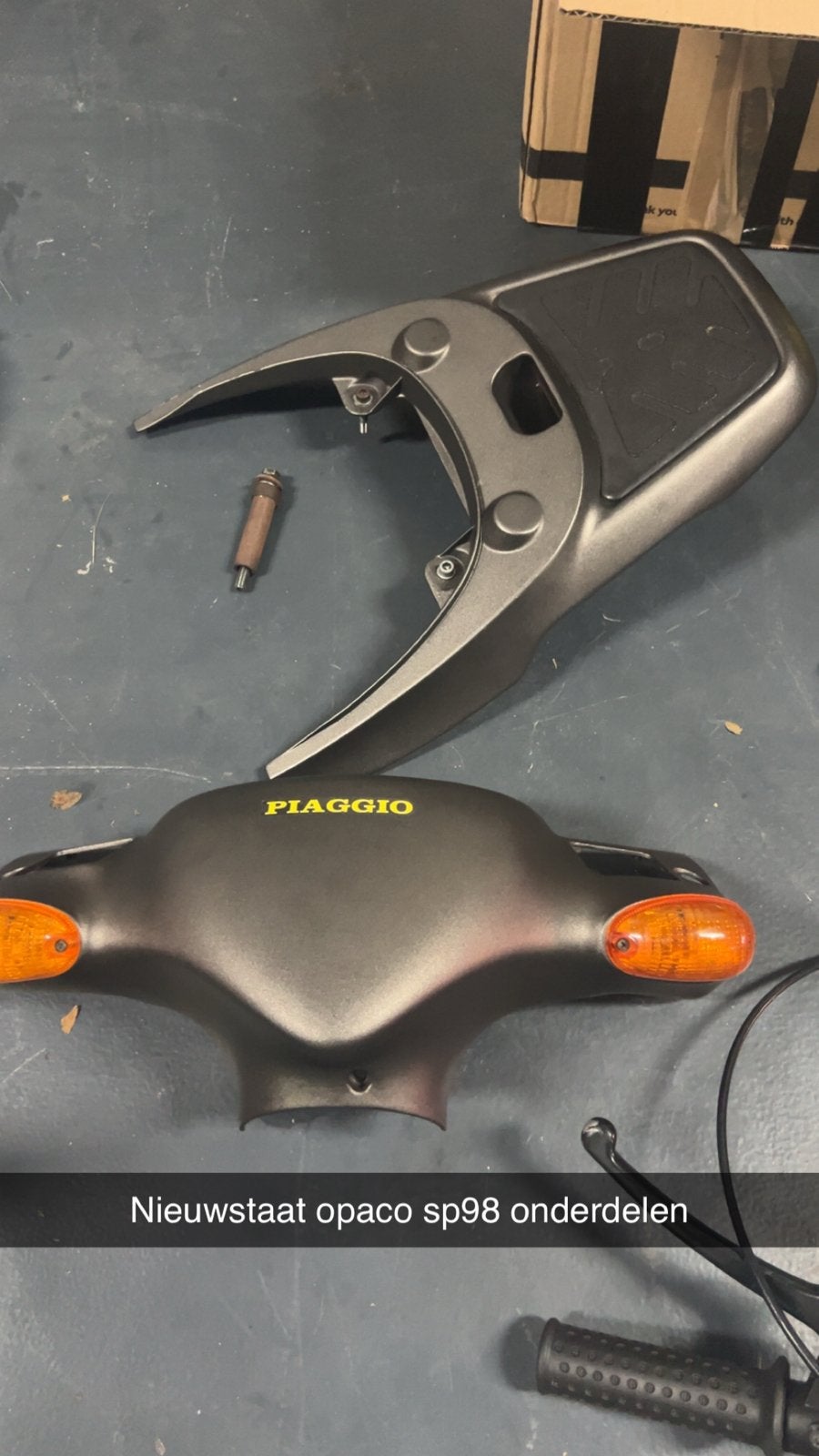 Opaco stuurkap en rekje voor Piaggio SP98 nieuwstaat, Verzenden, Nieuw, Kap, Piaggio