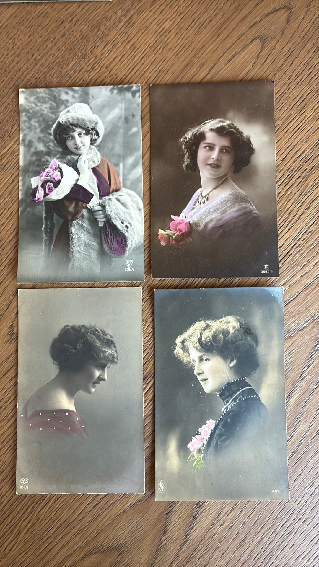 8 fotoportretkaarten vrouw., Ophalen of Verzenden, Voor 1920, Overige thema's