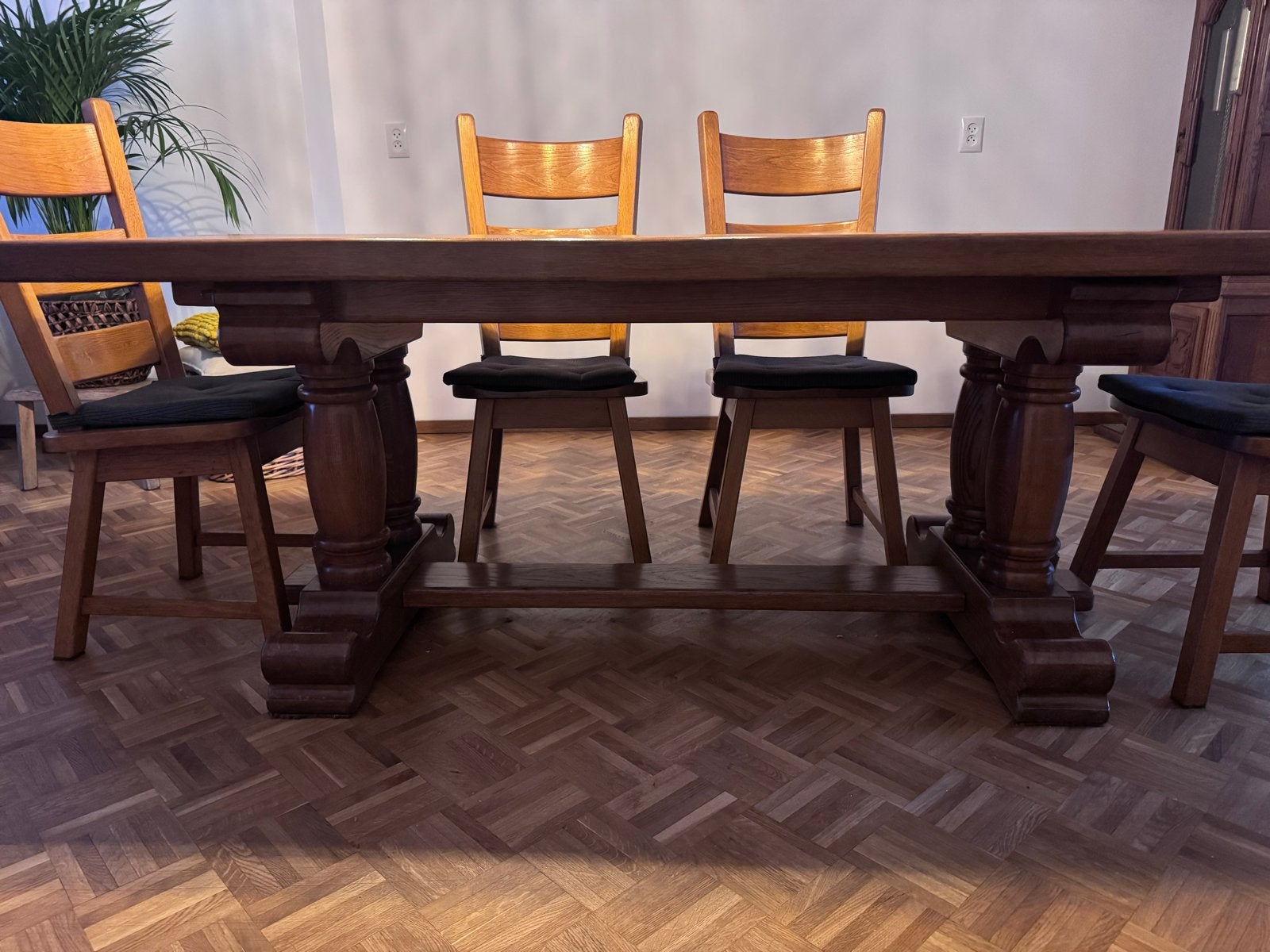 Massieve eikenhouten eettafel, kloostertafel met 6 stoelen, Ophalen, Gebruikt, Eikenhout, 50 tot 100 cm
