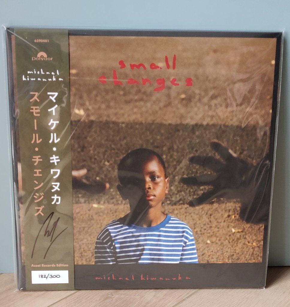 MICHAEL KIWANUKA – SMALL CHANGES - SIGNED & GENUMMERD VINYL!, Cd's en Dvd's, Vinyl | R&B en Soul, Nieuw in verpakking, Soul, LP