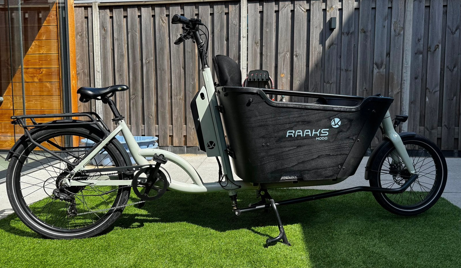 Elektrische bakfiets Raaks Modo, Ophalen, Zo goed als nieuw, 4 kinderen of meer