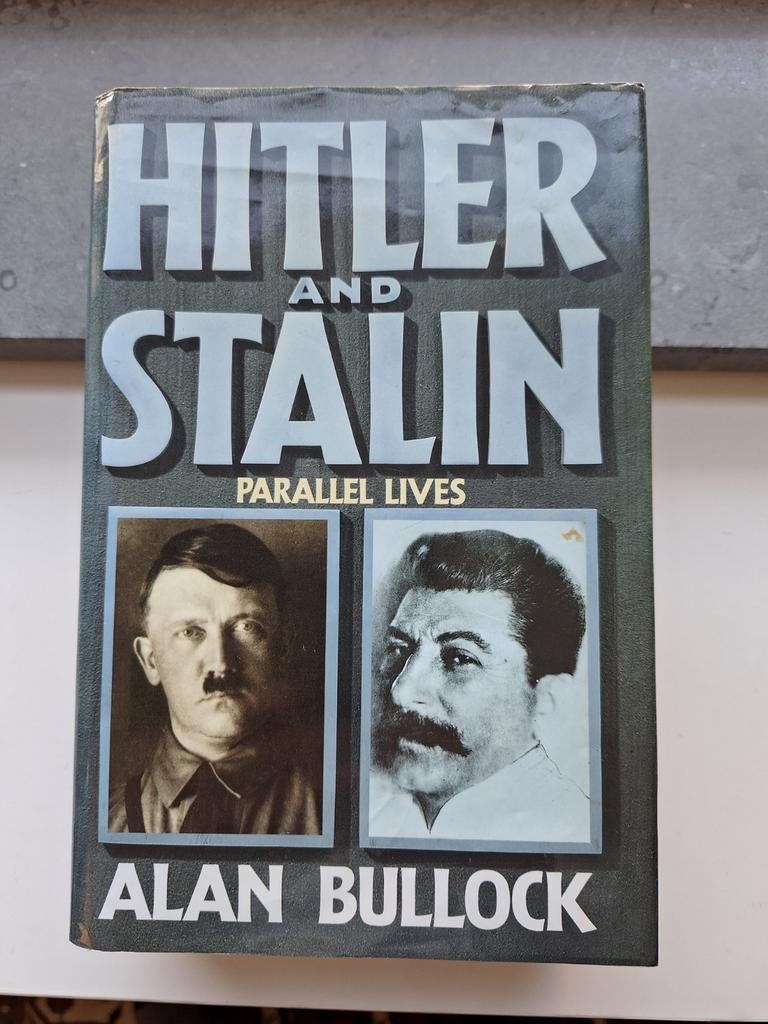 Hitler en Stalin: Parallelle Levens - Alan Bullock, Europa, Ophalen of Verzenden, Alan Bullock, 20e eeuw of later
