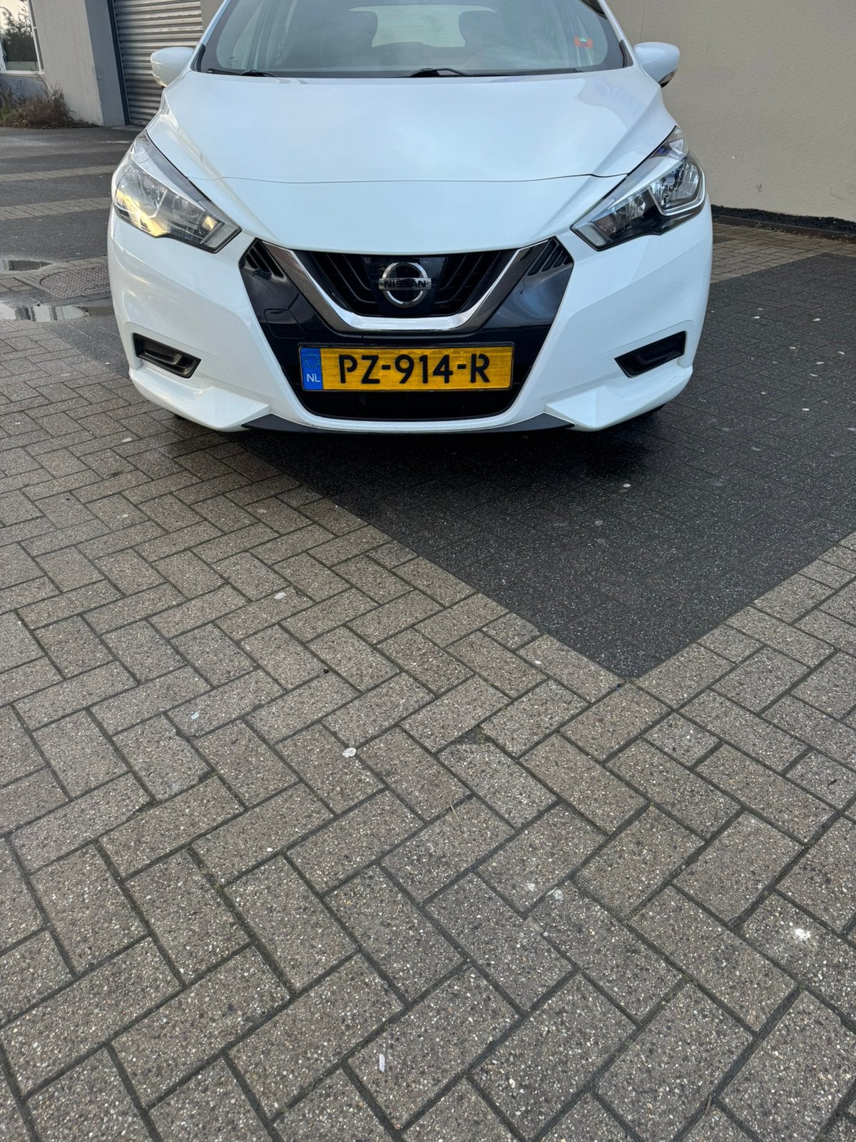 Nissan Micra 1.0 5D 2017 Wit (nieuwe apk!!)apple carplay, 31 €/maand, 4 cilinders, Wit, Origineel Nederlands