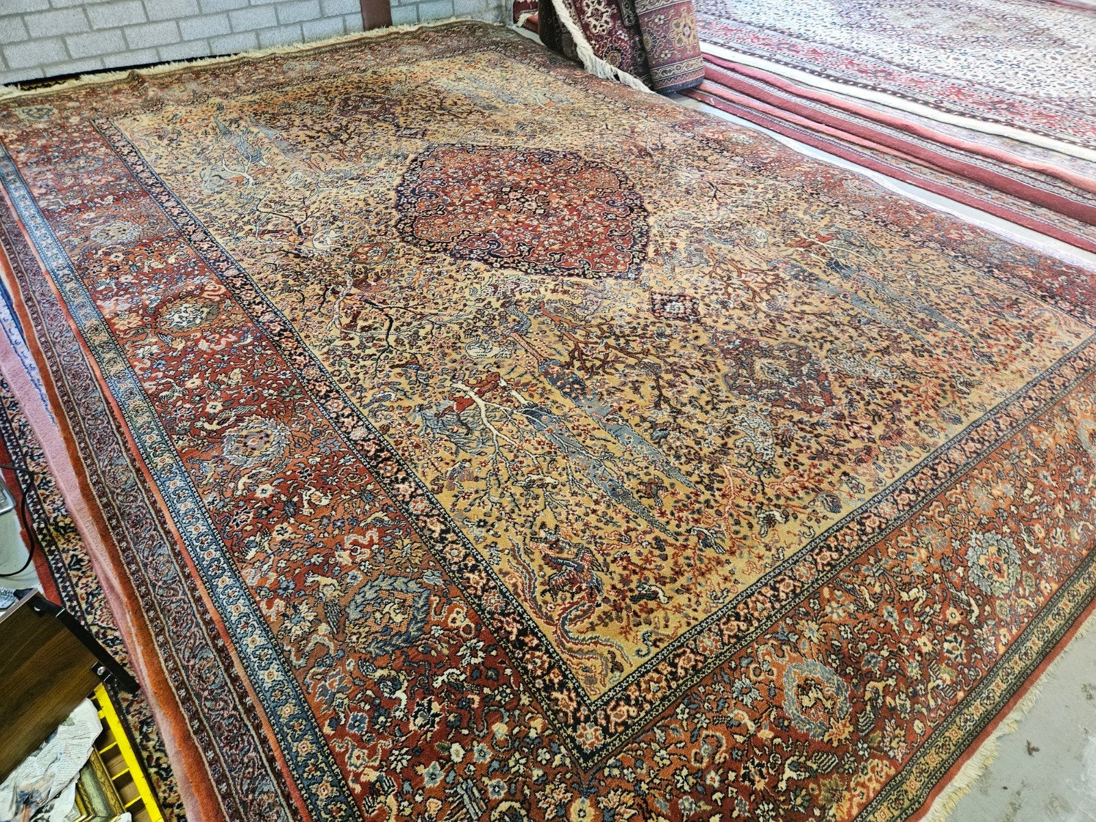 GOEDKOPE PERZISCHE TAPIJTEN & VINTAGE SPULLEN 21 tm 24 OKT, Perzischevhandgeknoopte tapijten, brocant, antiek, goedkoop, 200 cm of meer