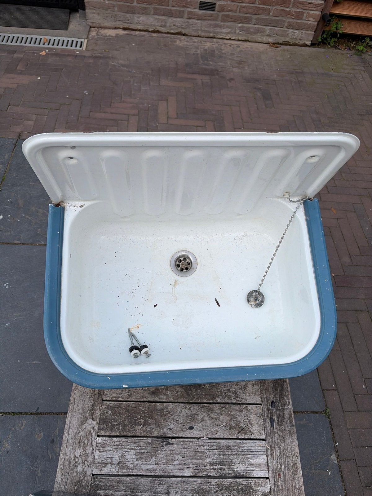 Vintage geëmailleerde wasbak met deksel, Ophalen