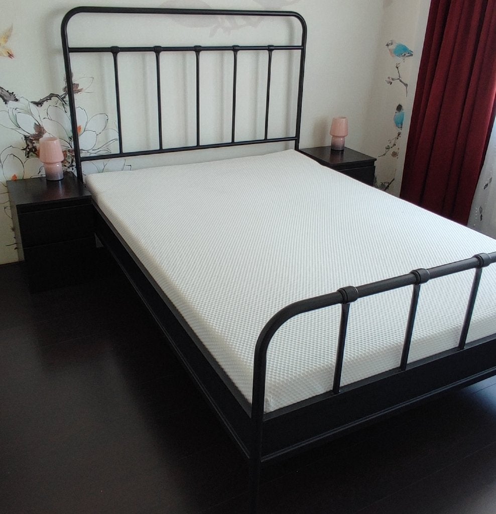 Ikea bed Stjarno, lattenbodem en foammatras 3 maanden oud, Huis en Inrichting, Ophalen, Zwart, Tweepersoons, 140 cm