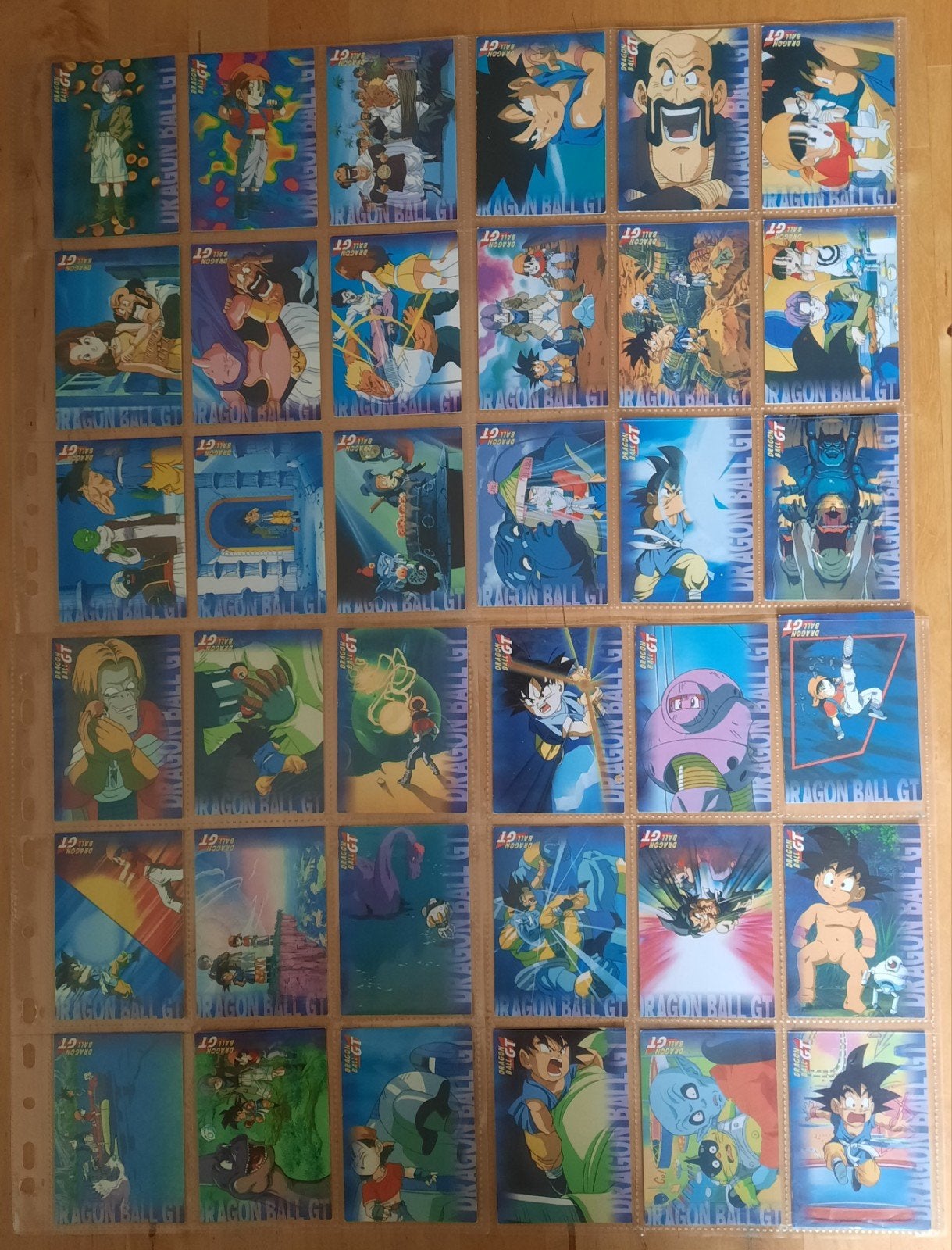 Dragon Ball GT Kaarten Collectie - Zeldzaam, Ophalen of Verzenden, Zo goed als nieuw, Meerdere kaarten
