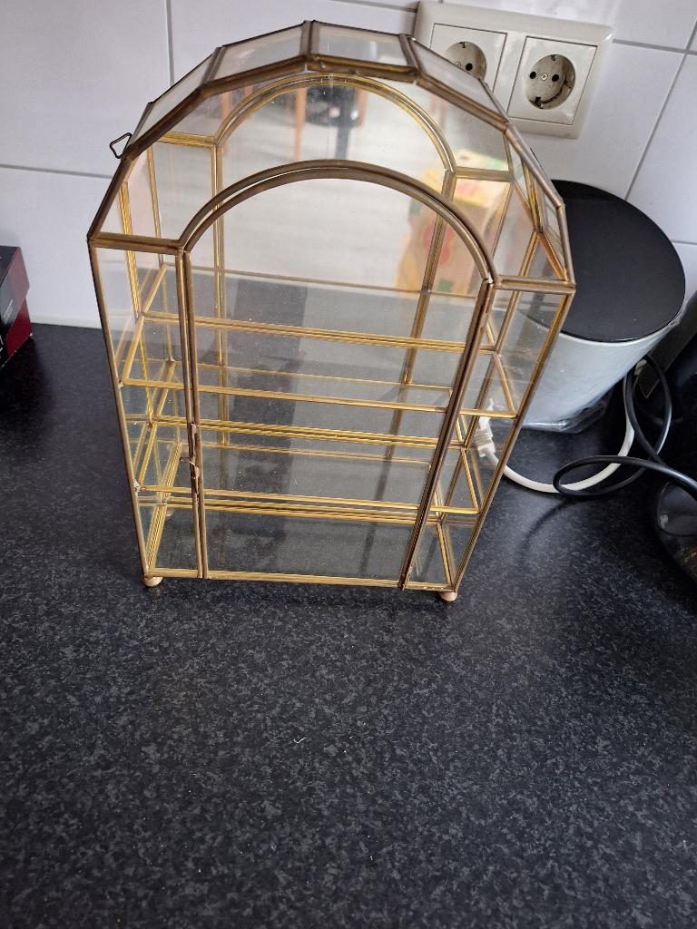 2 vitrinekastje, Huis en Inrichting, Kasten | Vitrinekasten, Ophalen, Met deur(en), 50 tot 100 cm, Minder dan 25 cm