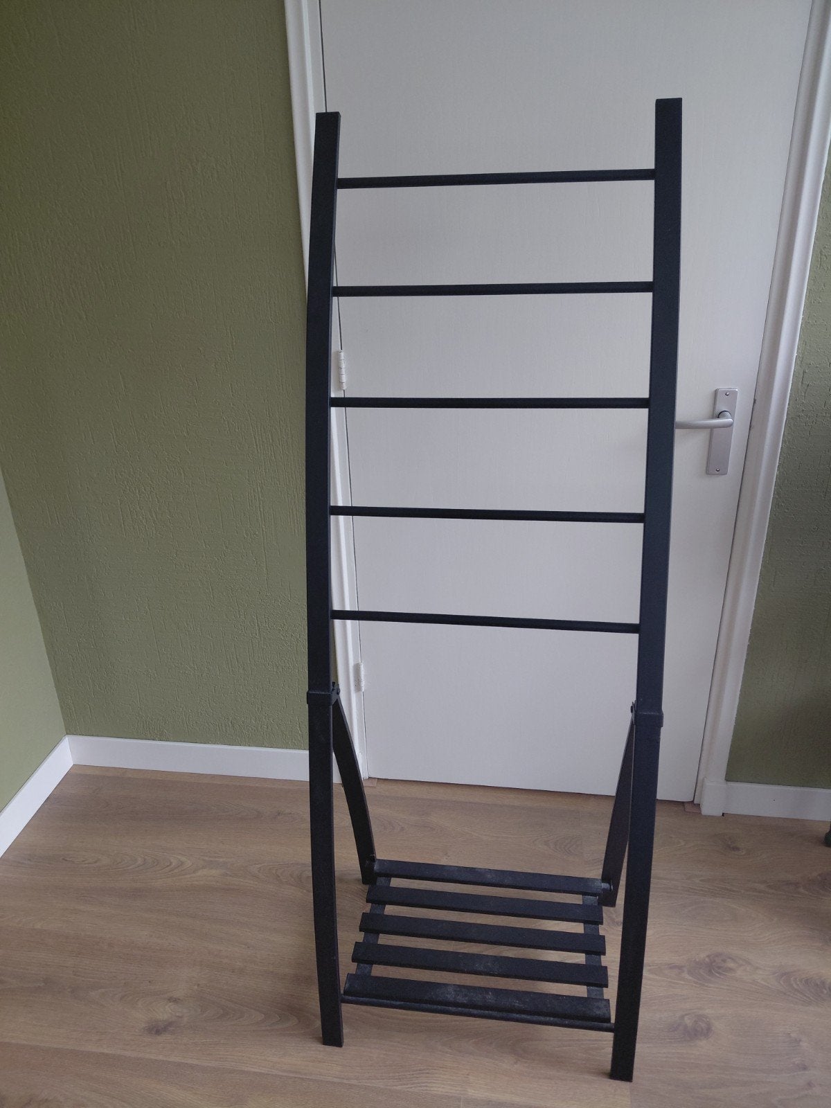 Handdoekhouder zwart - Zwart metalen handdoekenrek, Huis en Inrichting, Ophalen, Zwart