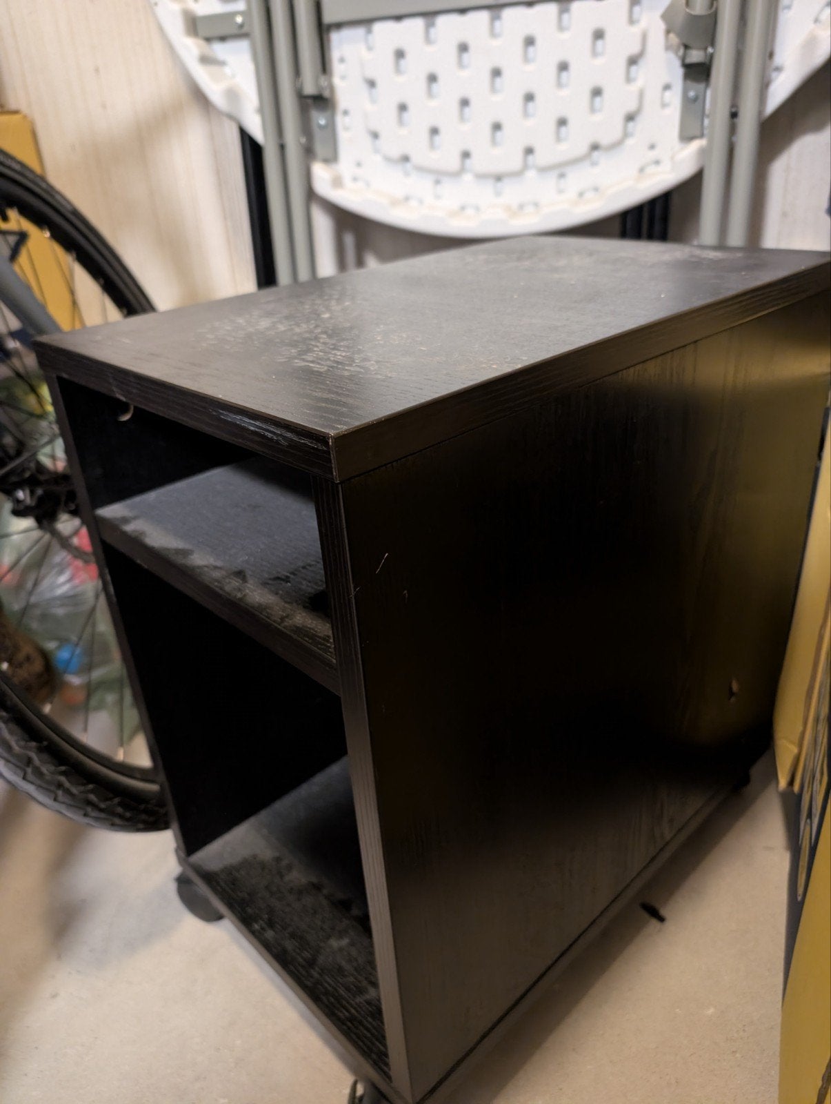 Computer kastje voor onder bureau - Zwart, met wieltjes, Huis en Inrichting, Ophalen, Gebruikt, Modern, functioneel, Minder dan 70 cm