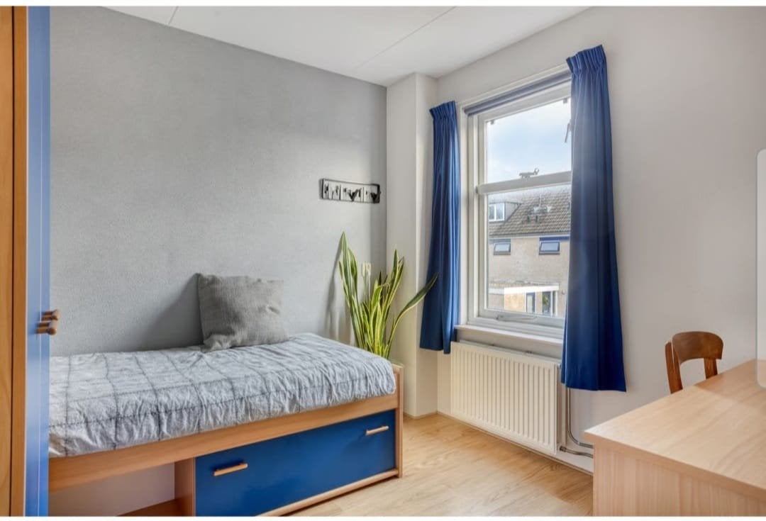 Leuke jongens of meidenkamer : bed, kledingkast,  bureau.,, Ophalen of Verzenden, Gebruikt