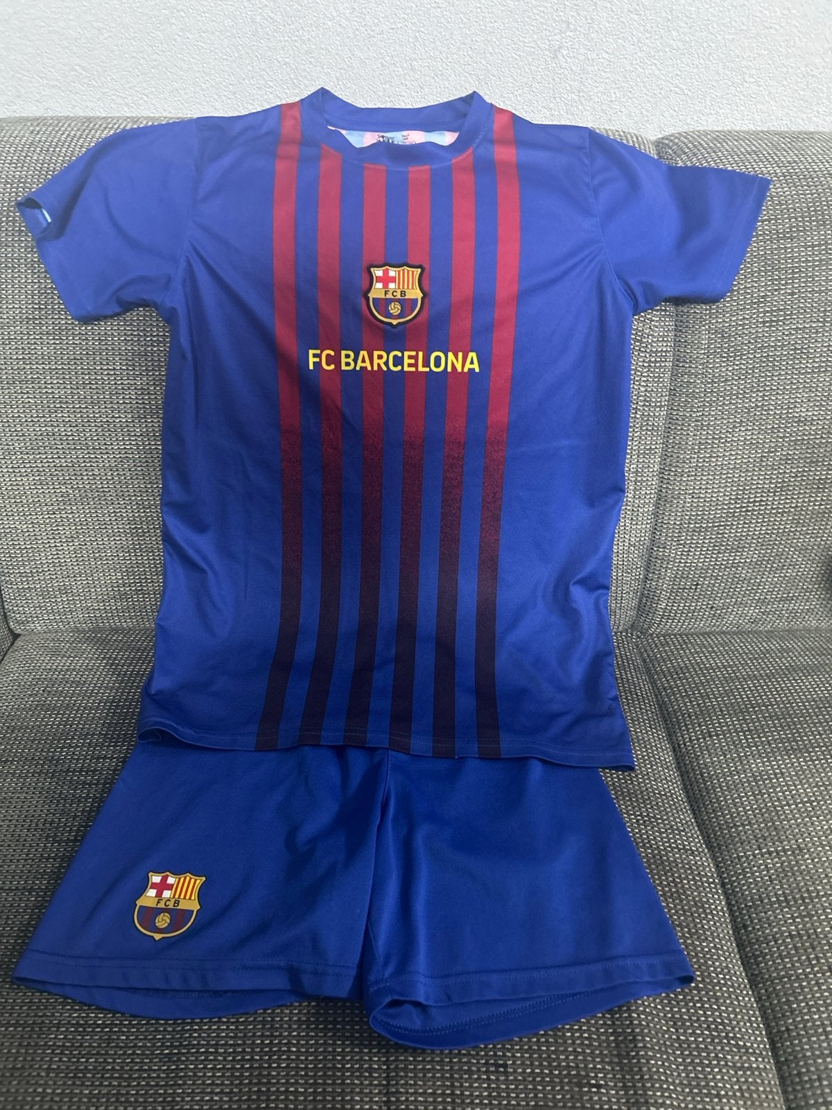FC Barcelona voetbaltenue maat 158/164, Kinderen en Baby's, Ophalen of Verzenden, Zo goed als nieuw, Jongen