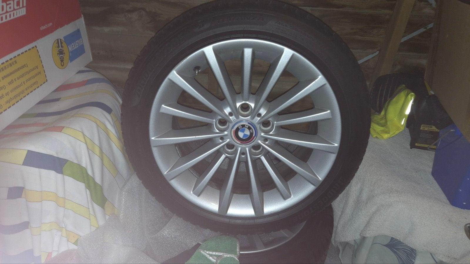 BMW OEM 17" velgen met Bridgestone Turanza banden all season, Auto-onderdelen, Banden en Velgen, 17 inch, Ophalen of Verzenden