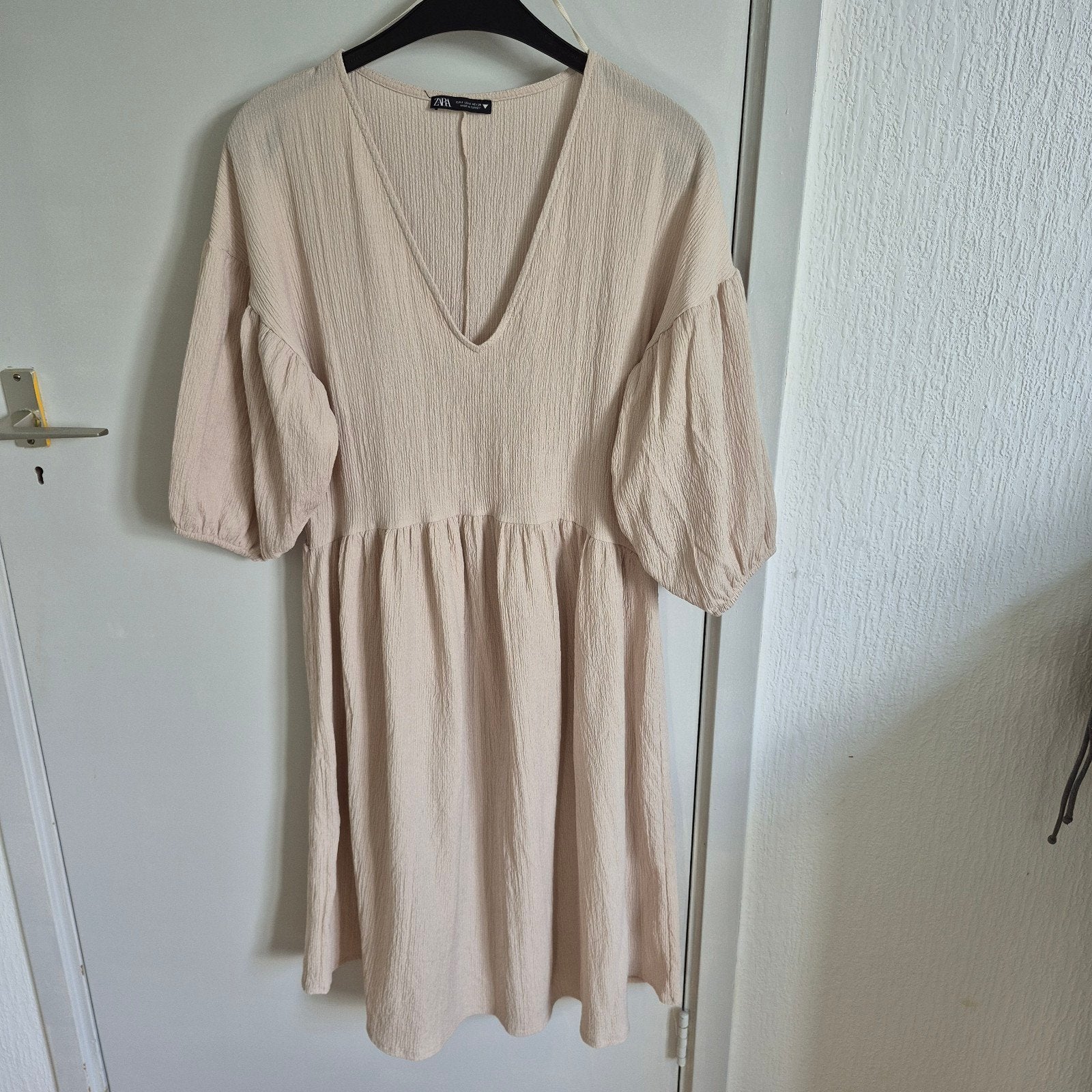 Beige jurk van ZARA, maat S, Ophalen of Verzenden
