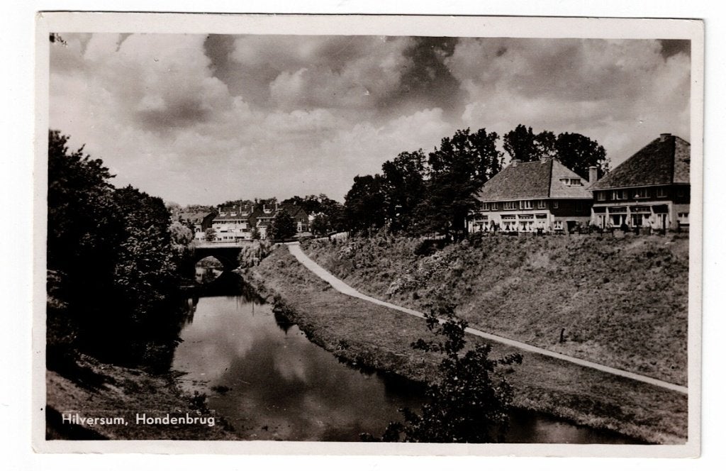 Hilversum 1948. De Hondenbrug., Ophalen of Verzenden, 1940 tot 1960, Gelopen, Noord-Holland