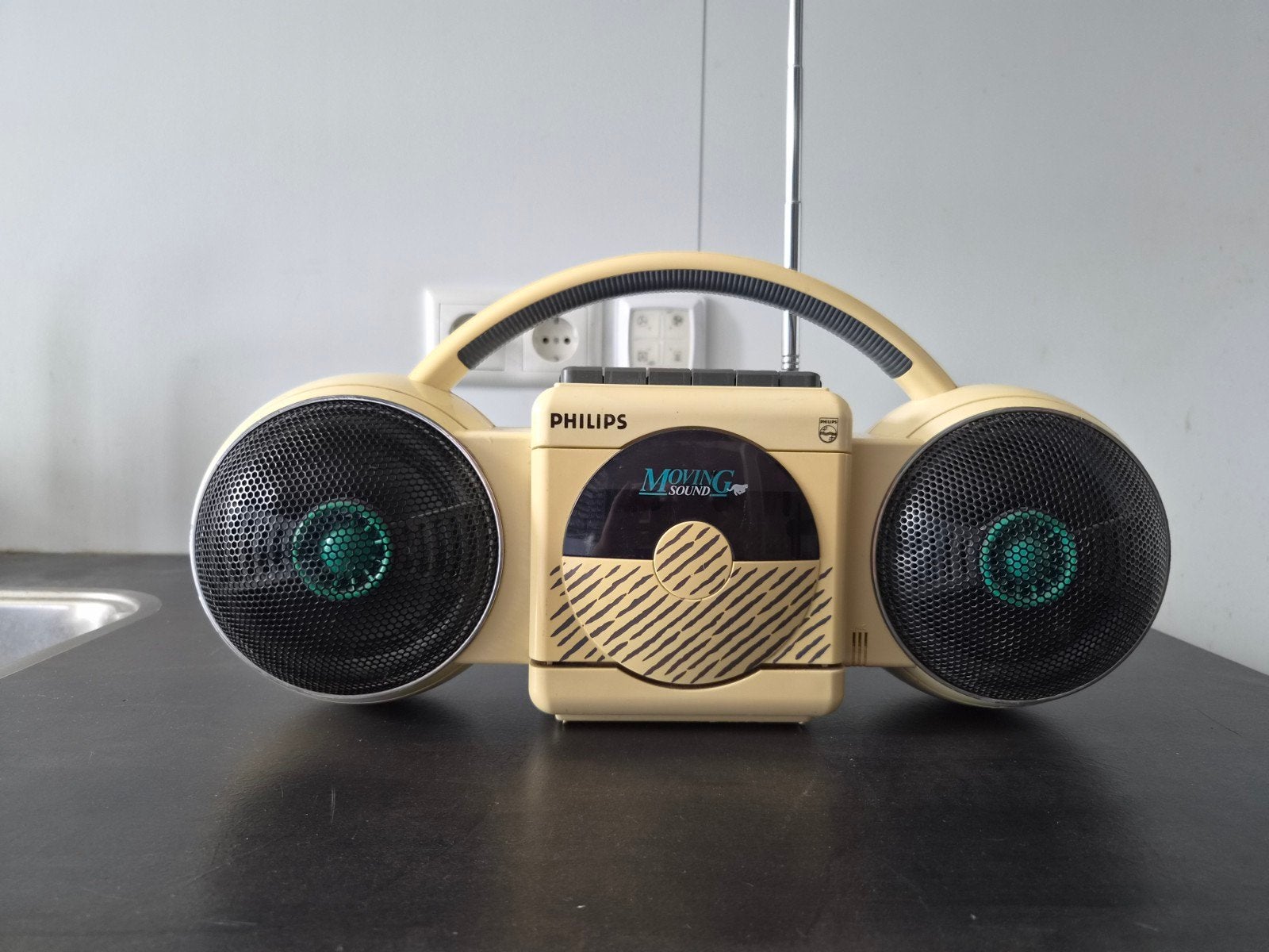 Philips Moving Sound Roller Ghettoblaster boombox, Ophalen of Verzenden, Gebruikt, Radio