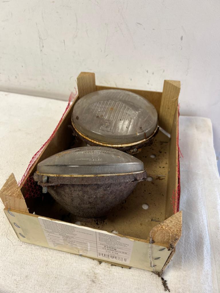 Te Koop : Renault Koplampen Oldtimer Renault 4 Auto, Ophalen of Verzenden, Gebruikt, Renault