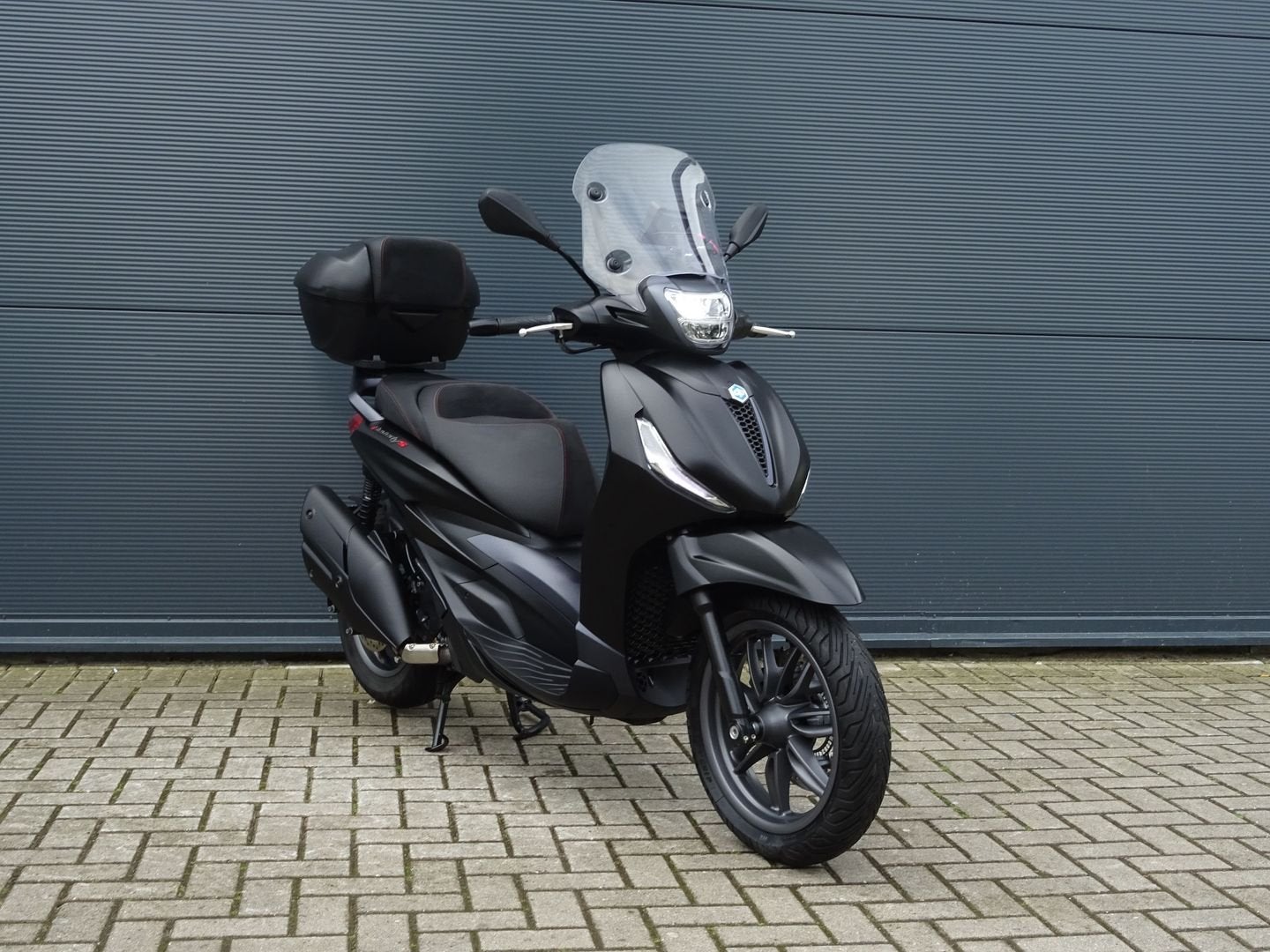 *VERKOCHT* PIAGGIO BEVERLY 400 S (bj 2022) 13,654 km, Motoren, Motoren | Piaggio, Scooter, Onbekend, 399 cc, Onbekend