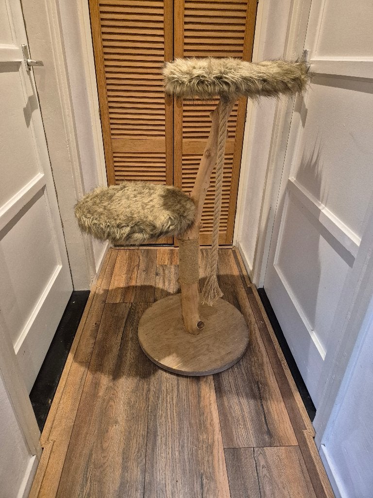 Krabpaal ( designed by Lotte ), Dieren en Toebehoren, Krabmeubelen, Ophalen, Zo goed als nieuw, Krabpaal