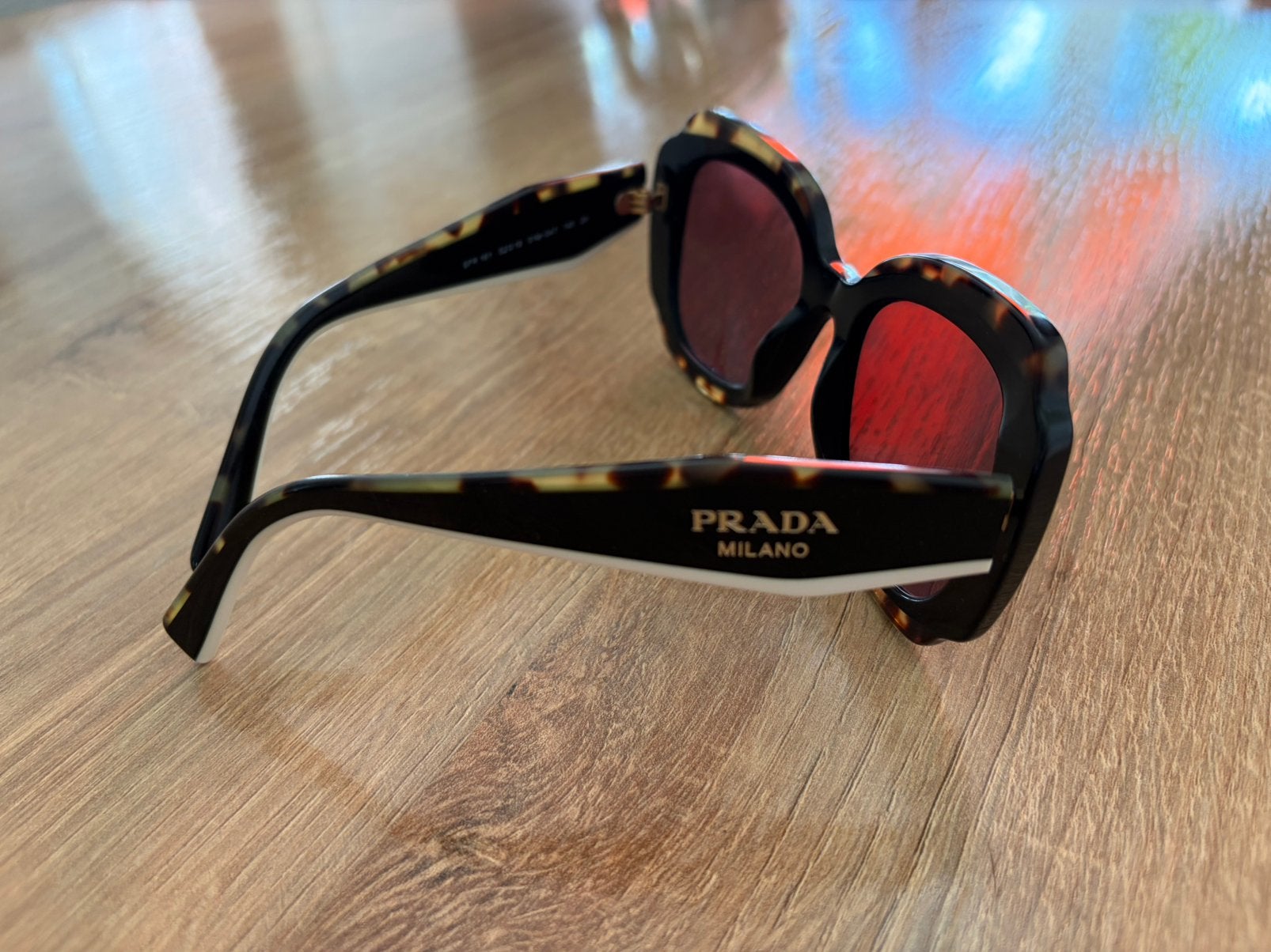 Prada Zonnebril, Sieraden, Tassen en Uiterlijk, Zonnebrillen en Brillen | Dames, Ophalen, Zo goed als nieuw, Zwart, Prada