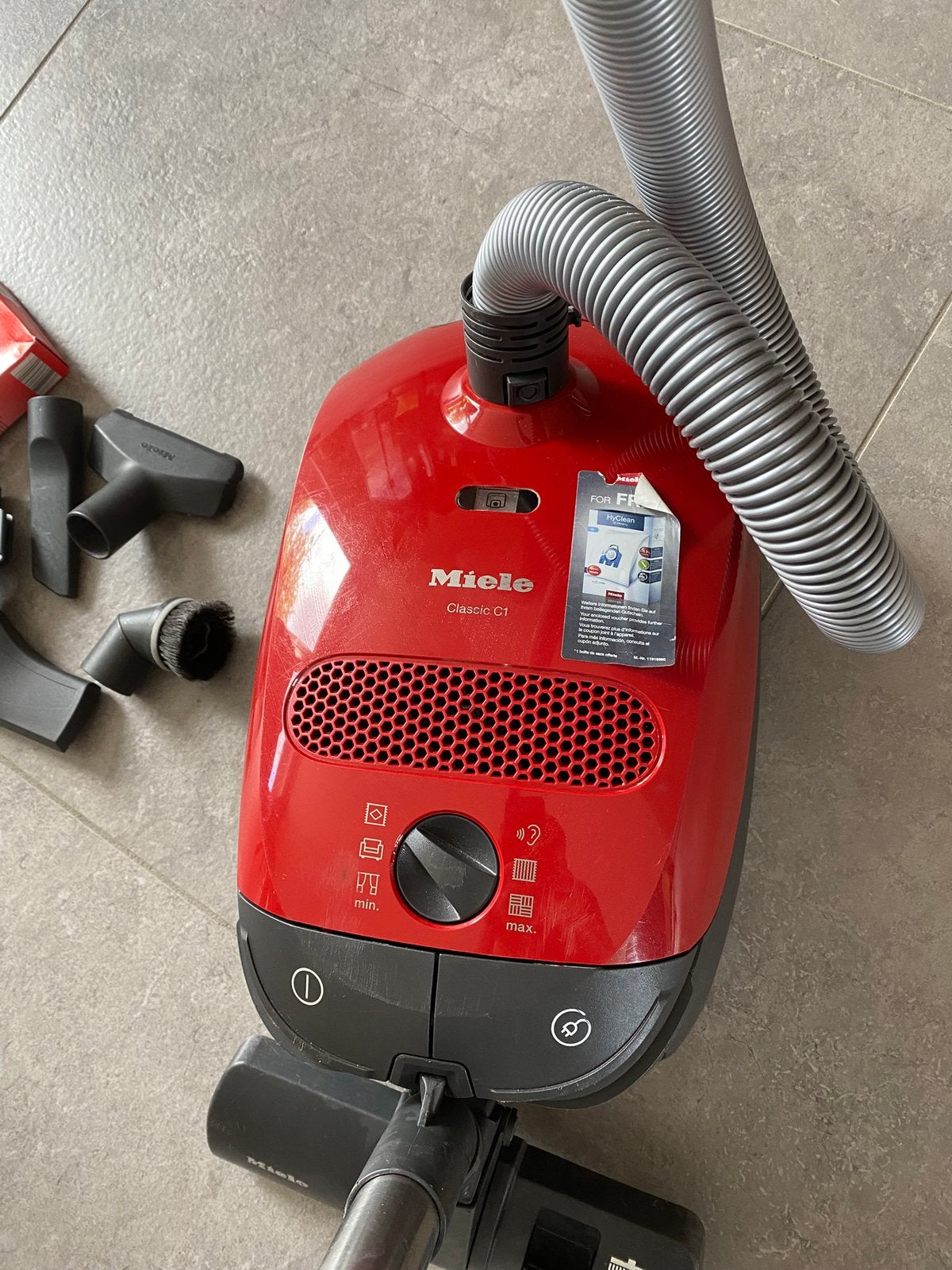 Miele Classic C1 stofzuiger type HS12 rood, Ophalen of Verzenden, Zo goed als nieuw