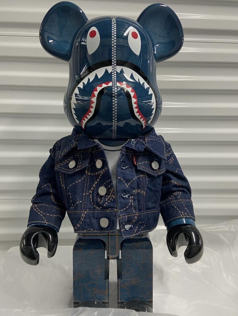 Bape X Levi’s Bearbrick 1000% NIEUW be@rbrick bear brick 400, Verzamelen, Poppetjes en Figuurtjes, Verzenden, Nieuw