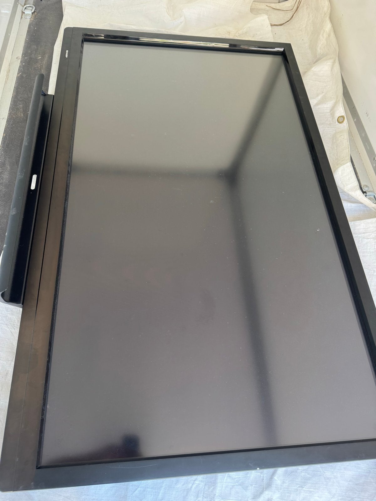 3 x Sharp PN-70SC3 LCD SMARTBOARD Monitor - 70 inch Full HD, Computers en Software, Monitoren, Ophalen, Gebruikt