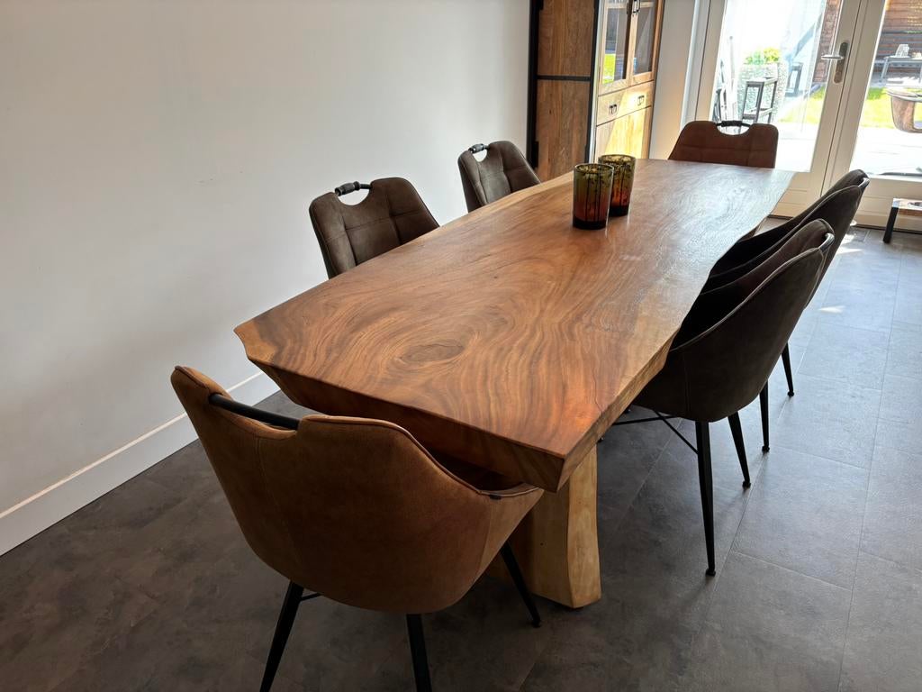 Boomstamtafel 240 cm en heel exclusief, Huis en Inrichting, Ophalen, Gebruikt, 200 cm of meer, 50 tot 100 cm