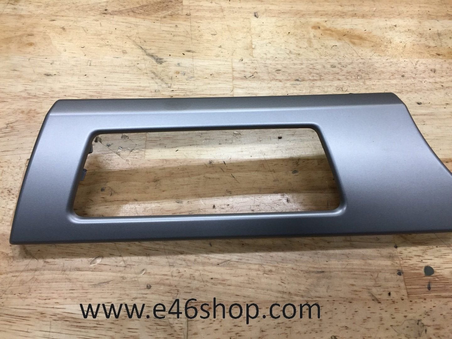 Sierstrip dashboard BMW EE90 E91  licht grijs  oe 7132847, Gebruikt, -, -, Ophalen of Verzenden