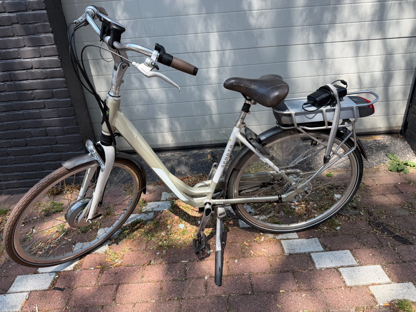 Sparta ion f8i Elektriche fiets met gloednieuwe 600wh accu, Ophalen, Sparta, Gebruikt, Versnellingen