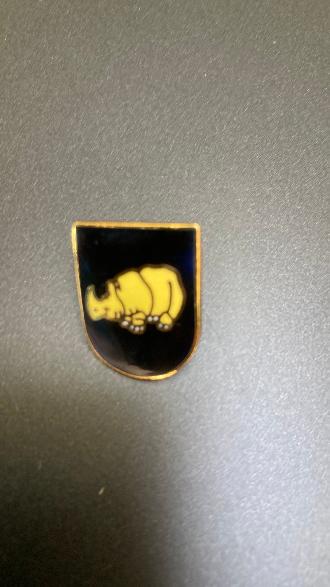 KNIL Z-Brigade speldje, Verzamelen, Militaria | Algemeen, Ophalen of Verzenden, Landmacht, Nederland, Embleem of Badge