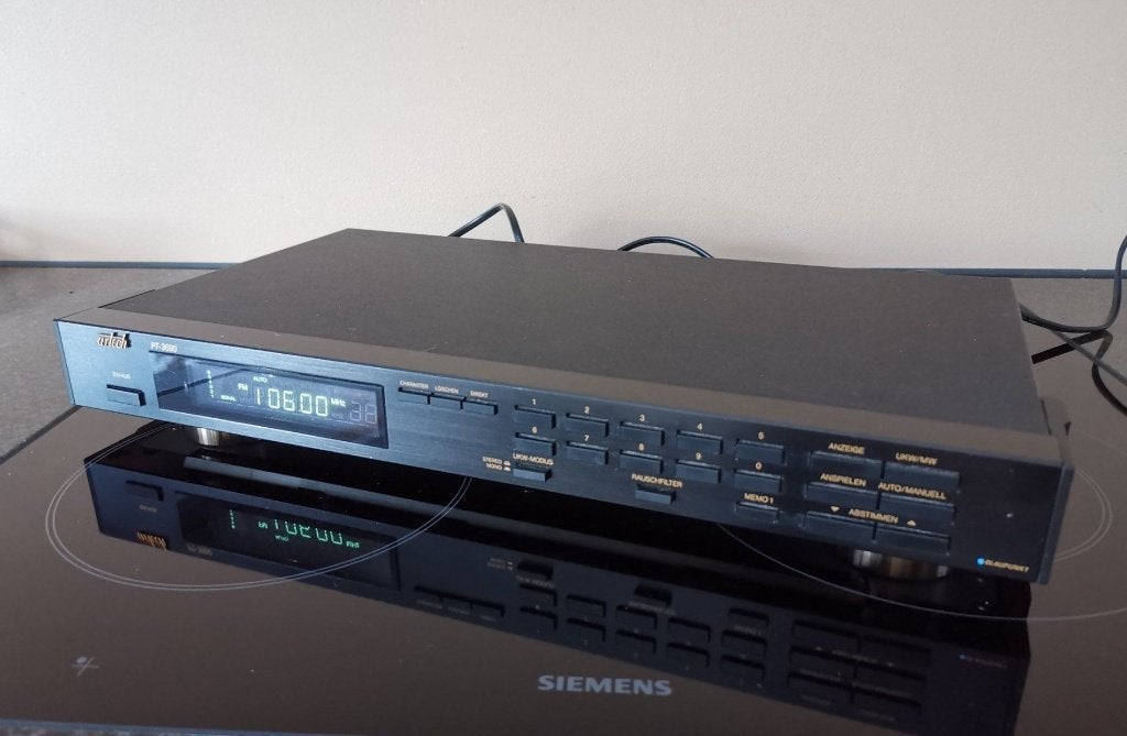 Blaupunkt Artech serie digitale Tuner type PT3690., Ophalen of Verzenden, Zo goed als nieuw