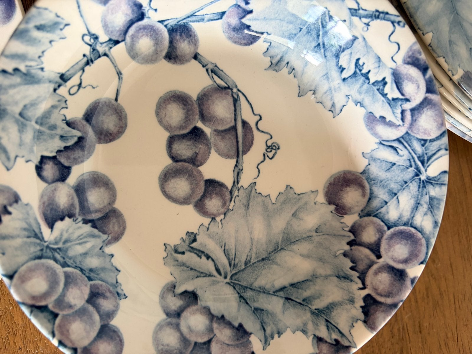 41-delig Barratts servies met druivenmotief, Ophalen, Overige merken, Zo goed als nieuw, Compleet servies