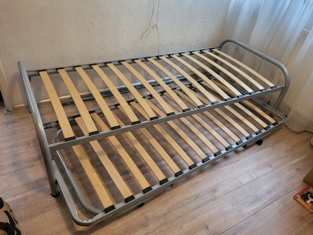 Onderschuifbed, Ophalen, 90 cm, Eenpersoons, Zo goed als nieuw