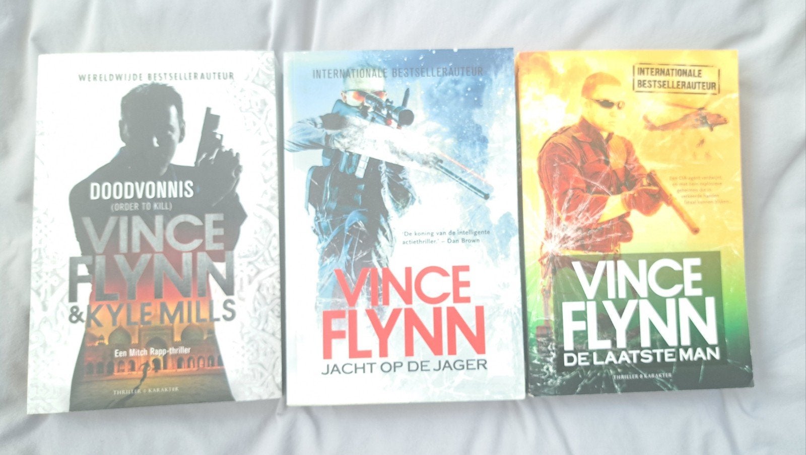 Vince Flynn: Doodvonnis, Jacht op de Jager, De Laatste, Ophalen of Verzenden, Gelezen, Vince Flynn
