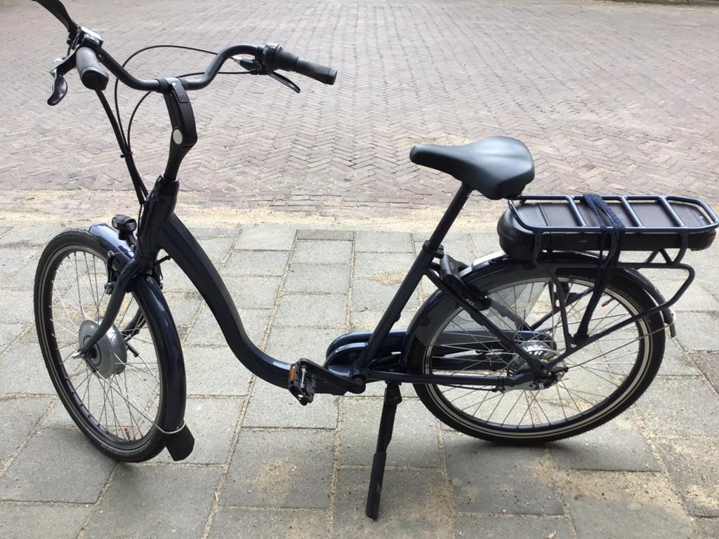 Batavus Entree E-go-7 elektrische stadsfiets (lage instap), Ophalen, Velgrem, Batavus, Zo goed als nieuw