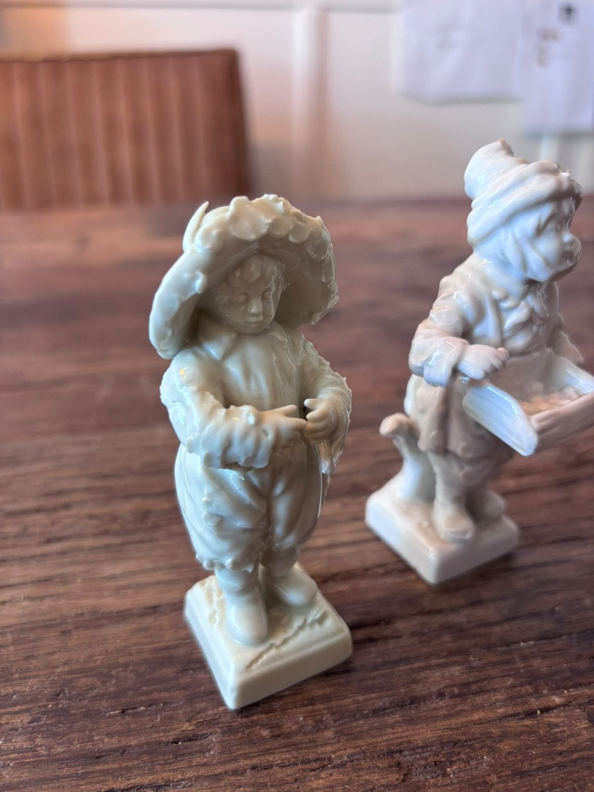Sitzendorf porseleinen kinderfiguren – set van 2 – Duitsland, Ophalen