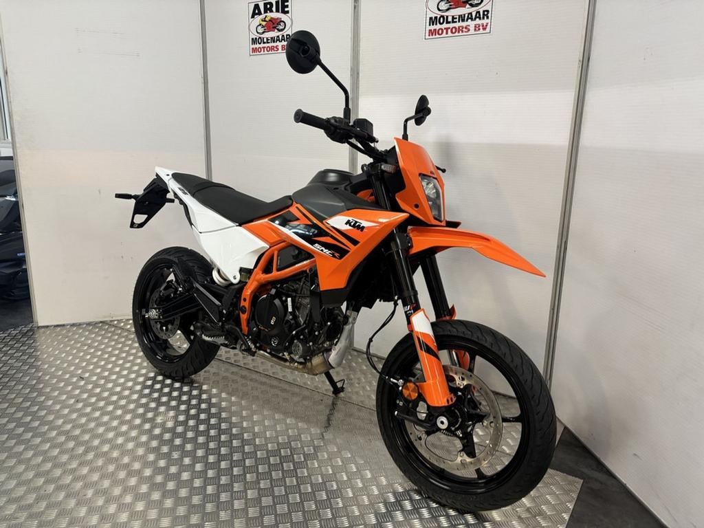 KTM 125 SMC R (bj 2025), Motoren, Motoren | KTM, 2 cilinders, KTM, Bedrijf, Meer dan 35 kW